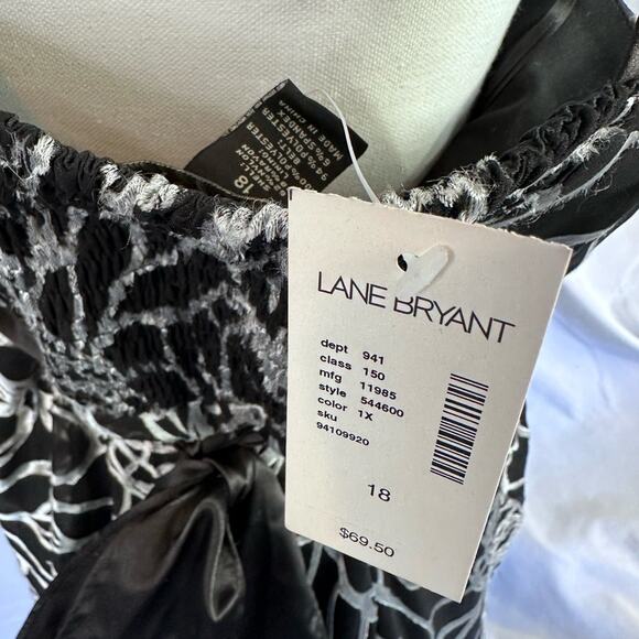 Lane Bryant - Elegant Black and White Floral Dress, Size18, NWT - Picture 12 of 12